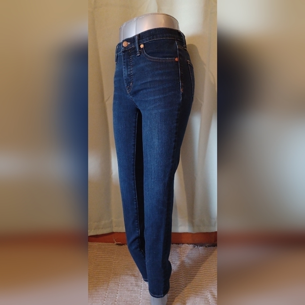 Madewell 9" High-Rise Skinny Jeans in Davis Wash - Picture 2 of 9